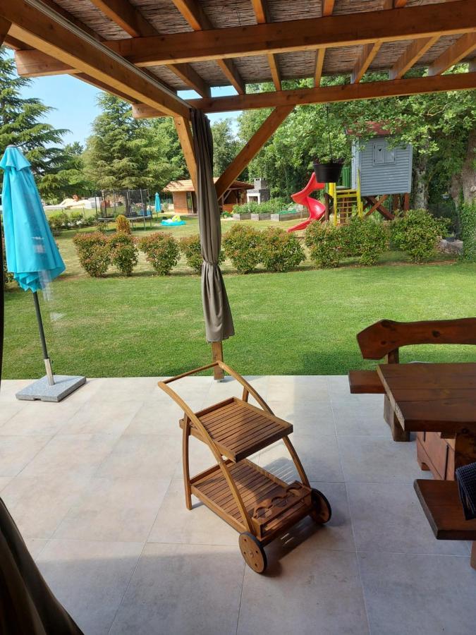 Guest House Flora 파진 외부 사진