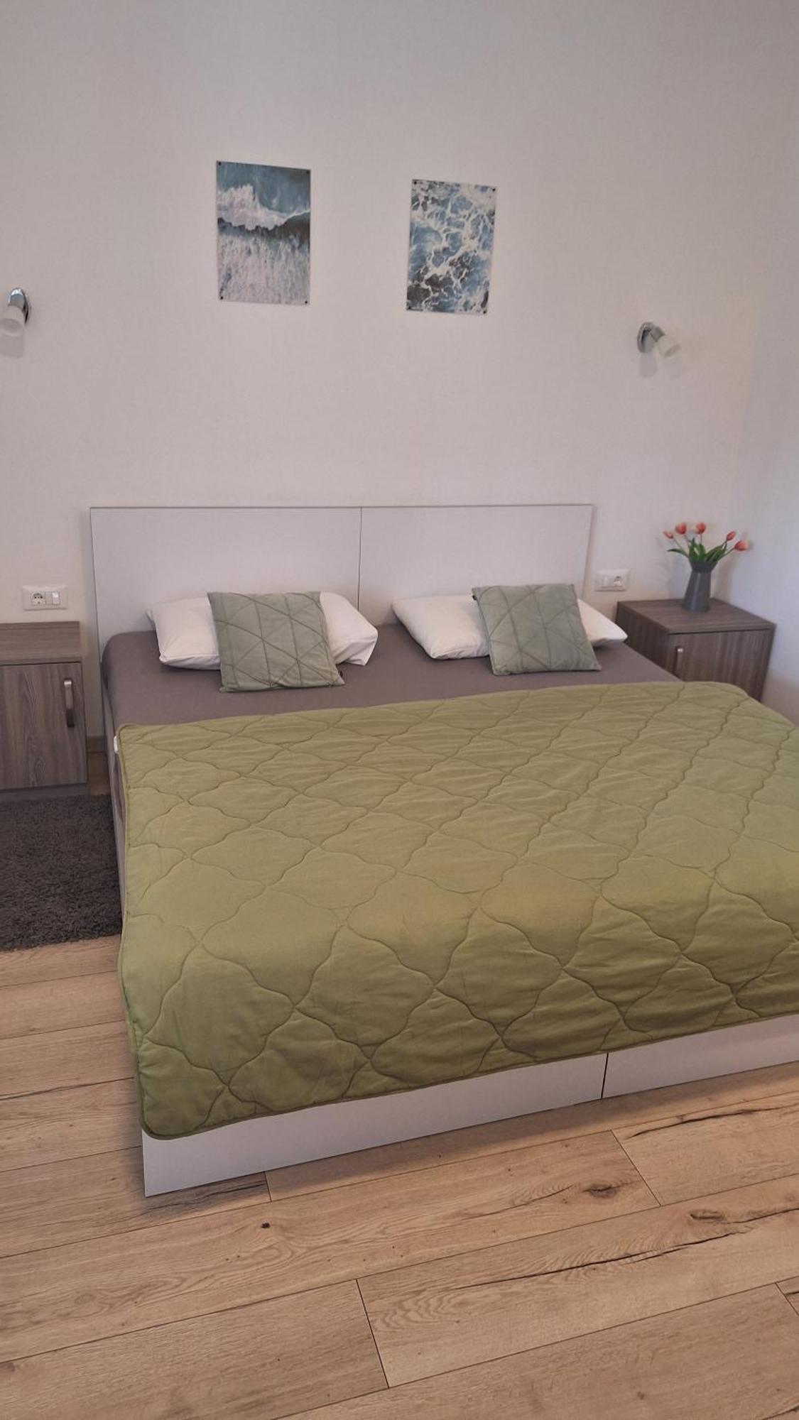 Guest House Flora 파진 외부 사진